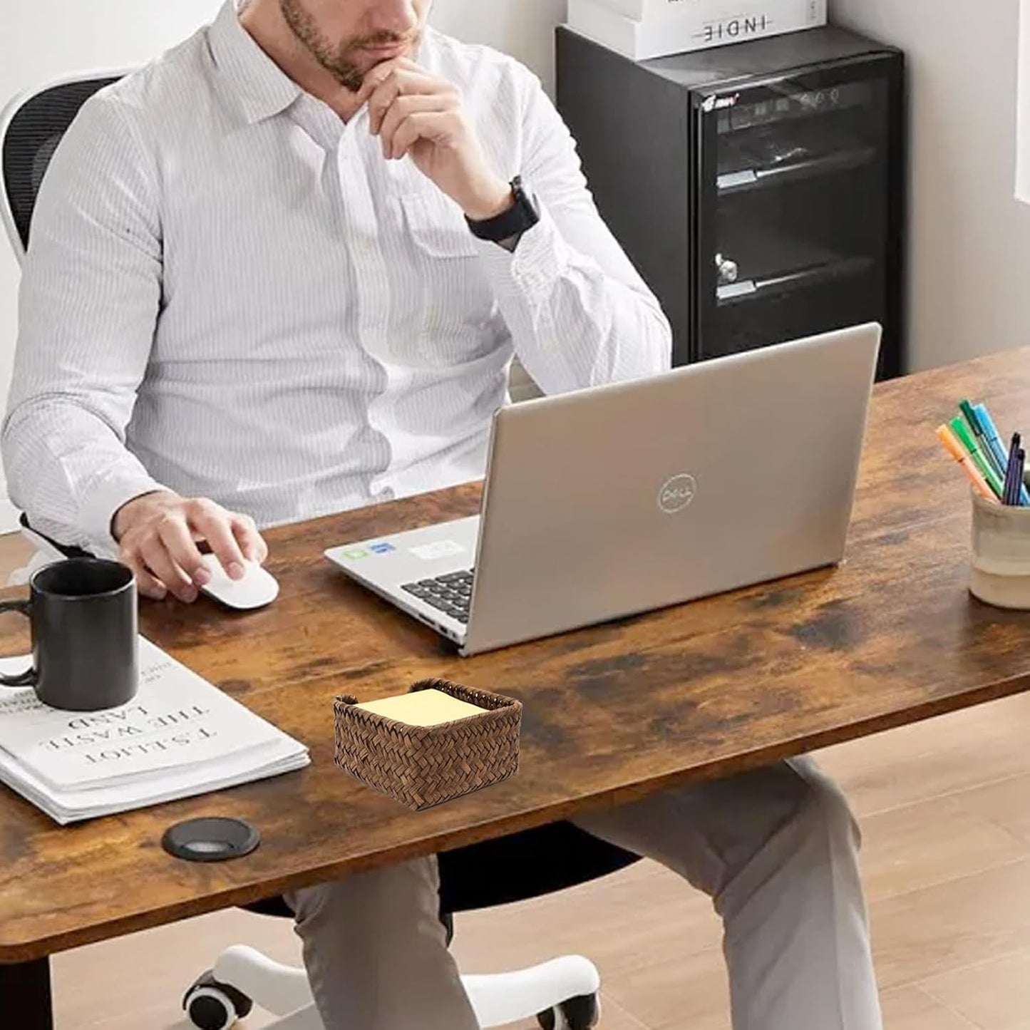 Sticky Note Holder Seagrass Post It Note Dispenser, 3 x 3 Inch Woven Sticky Note Dispenser, Farmhouse Post It Holder for Desk Home Office Decor, Coffee